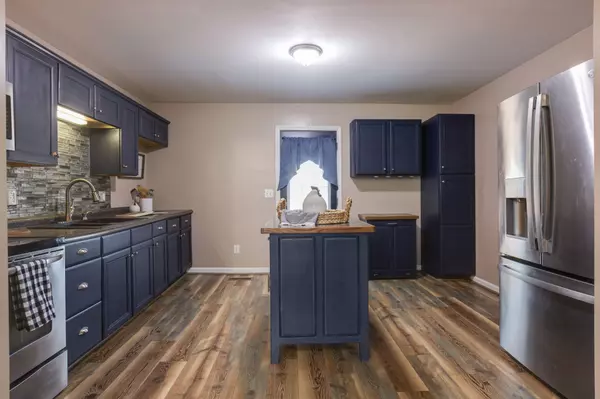 White Bluff, TN 37187,335 Pleasant View Rd