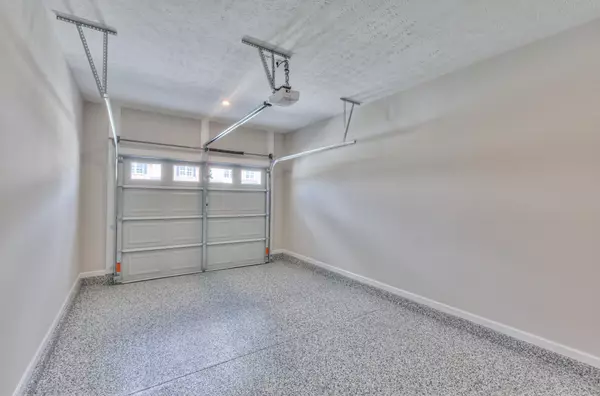 Tullahoma, TN 37388,24 Hardwood Rd