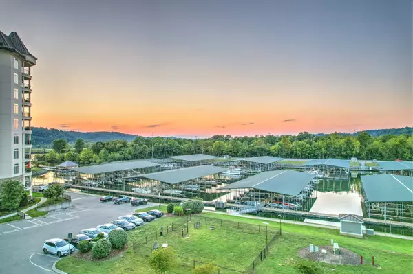 Ashland City, TN 37015,400 Warioto Way #407