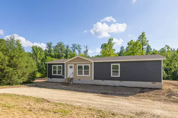 Linden, TN 37096,8386 Highway 412 #E