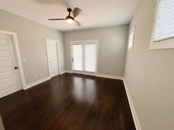 Nashville, TN 37208,1736 16th Ave #N