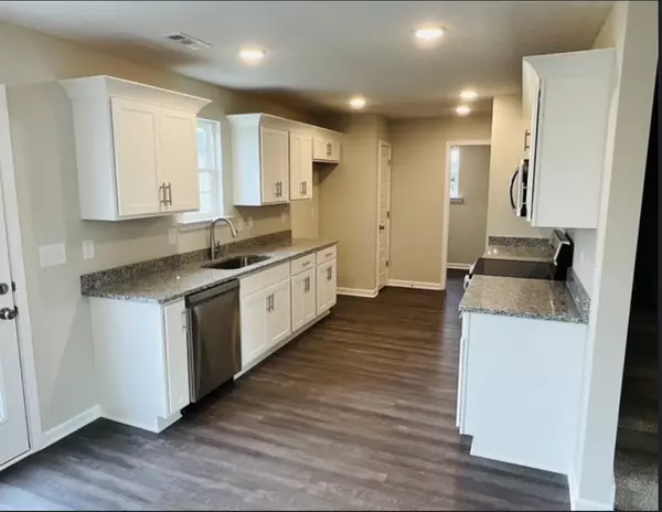 Decherd, TN 37324,72 Legacy St