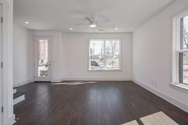 Nashville, TN 37207,900 Meridian Street #2