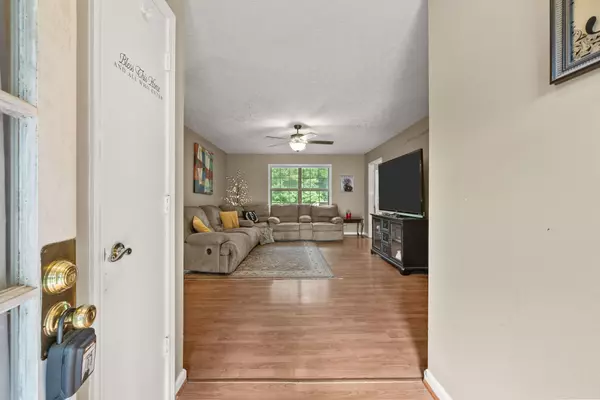 Dover, TN 37058,101 Crow Road