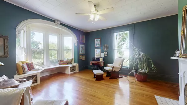 Paris, TN 38242,10665 Highway 54