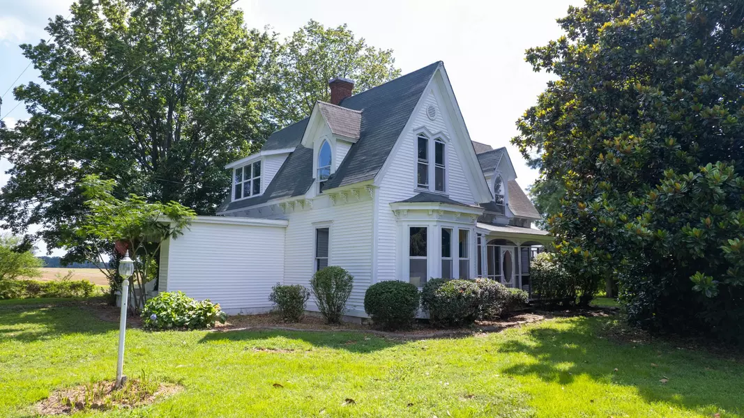 10665 Highway 54, Paris, TN 38242