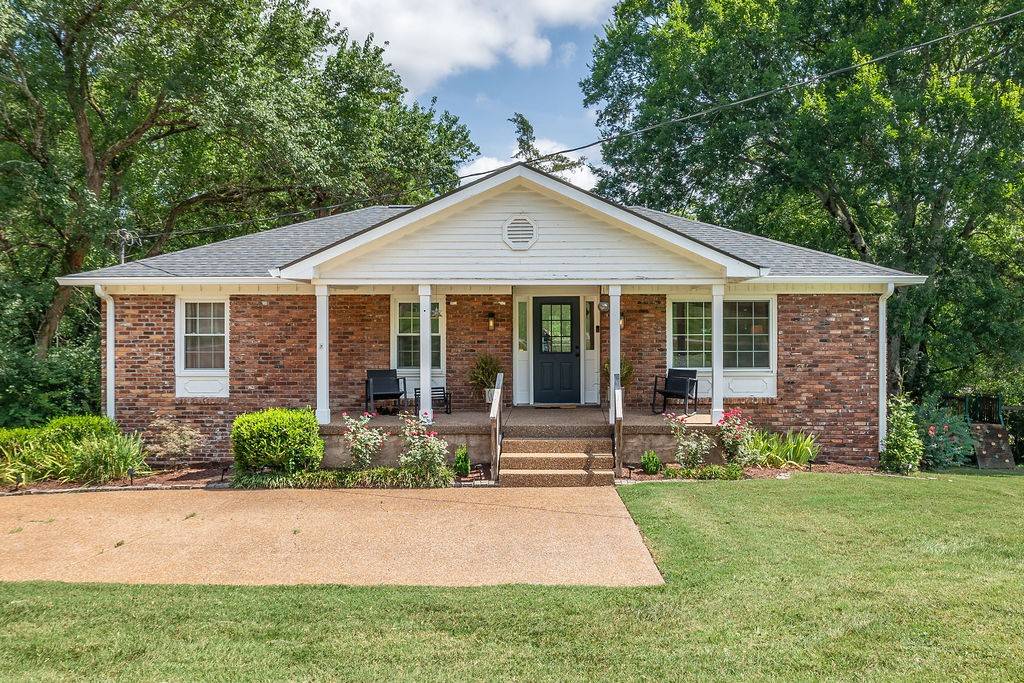 1164 Brookside Dr, Franklin, TN 37069