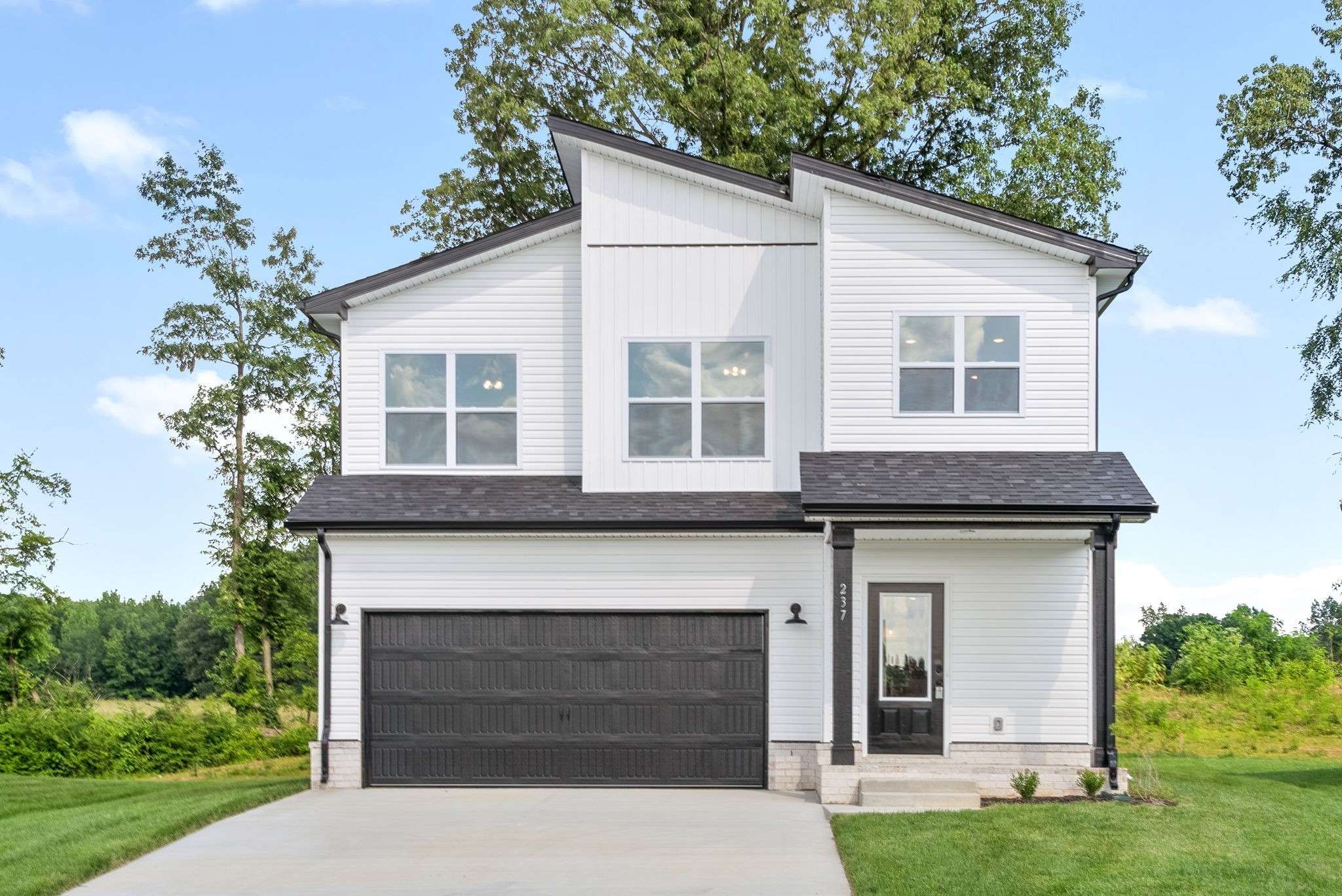 237 Wesson Dr, Clarksville, TN 37043