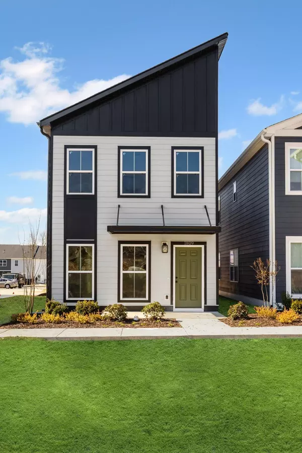 Chattanooga, TN 37404,1809 Cotton Way