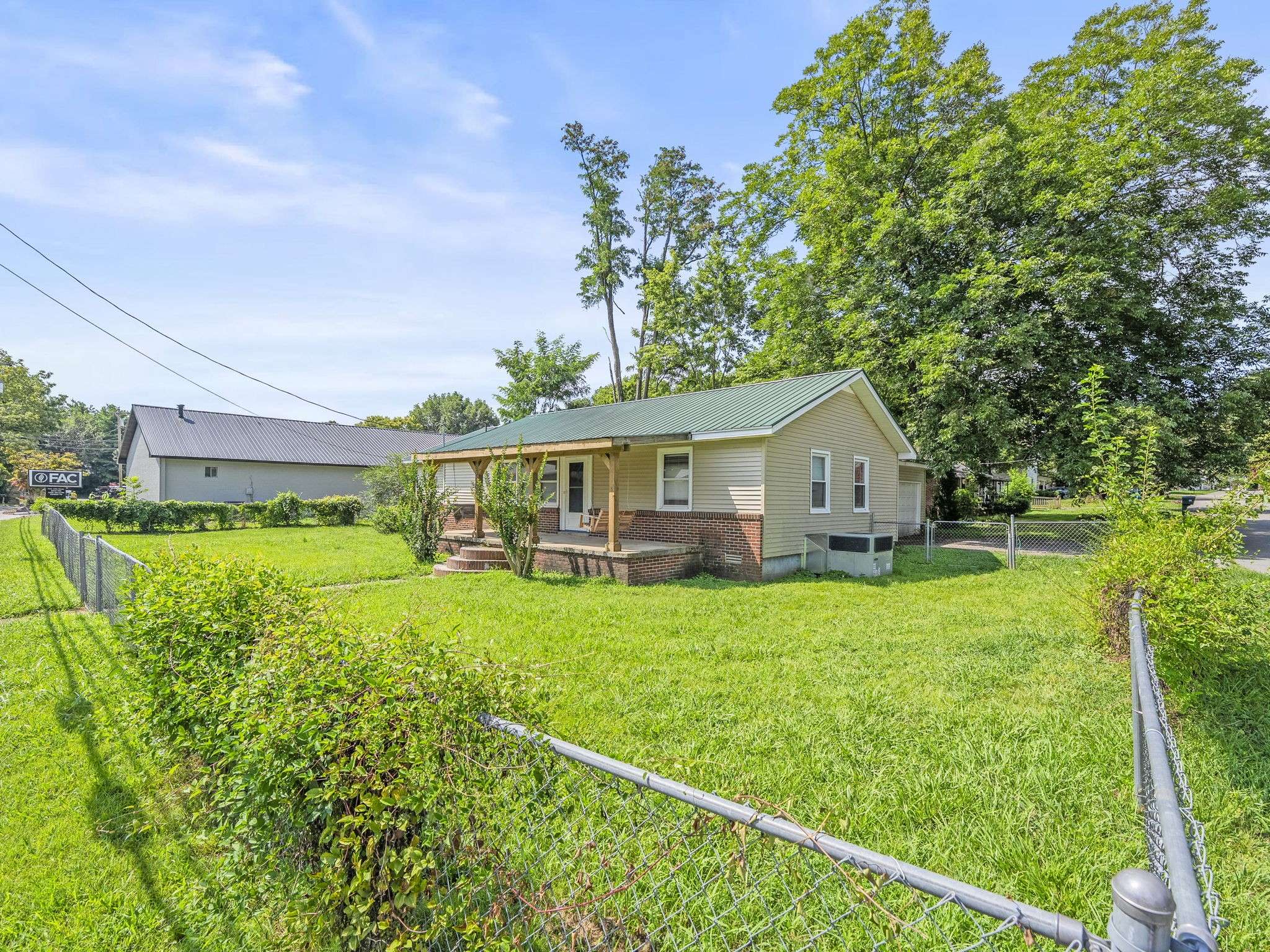 Winchester, TN 37398,500 S Jefferson St