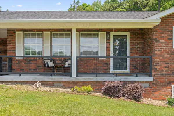 Cleveland, TN 37323,3213 SE Se Little John Circle Circl