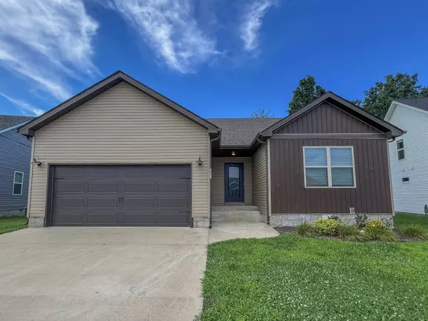 2042 Jackie Lorraine Dr, Clarksville, TN 37042