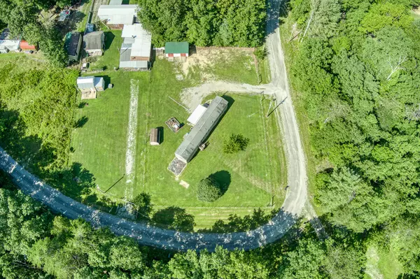 1043 sitting bull point, Crossville, TN 38572