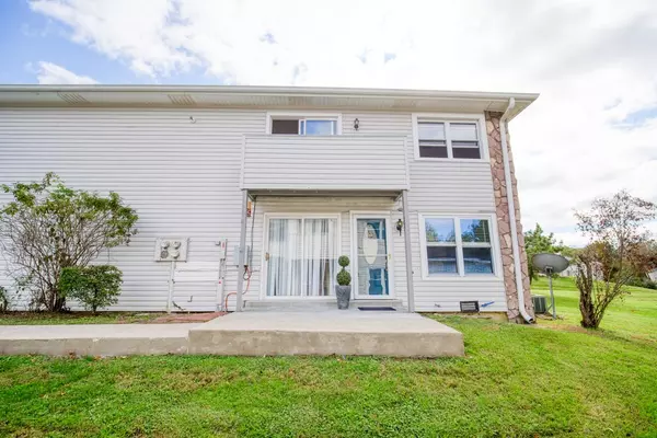 Nashville, TN 37221,810 Bellevue Rd #247