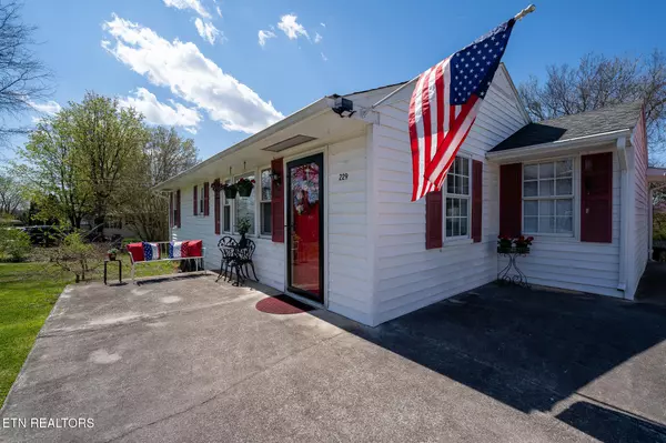 Maryville, TN 37804,229 Meade St