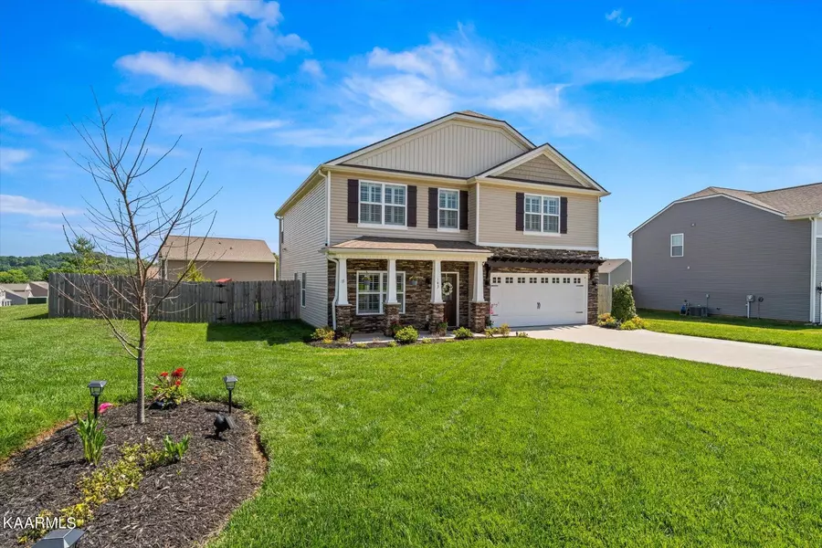 143 Gail Lane, Lenoir City, TN 37772