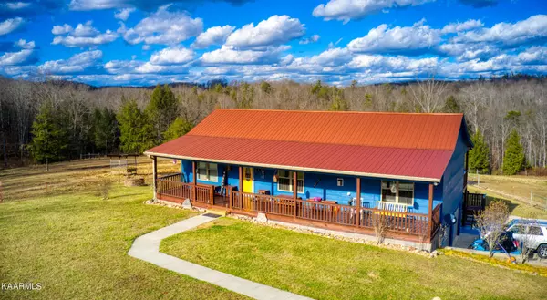 559 Valley Ridge Rd, Jamestown, TN 38556