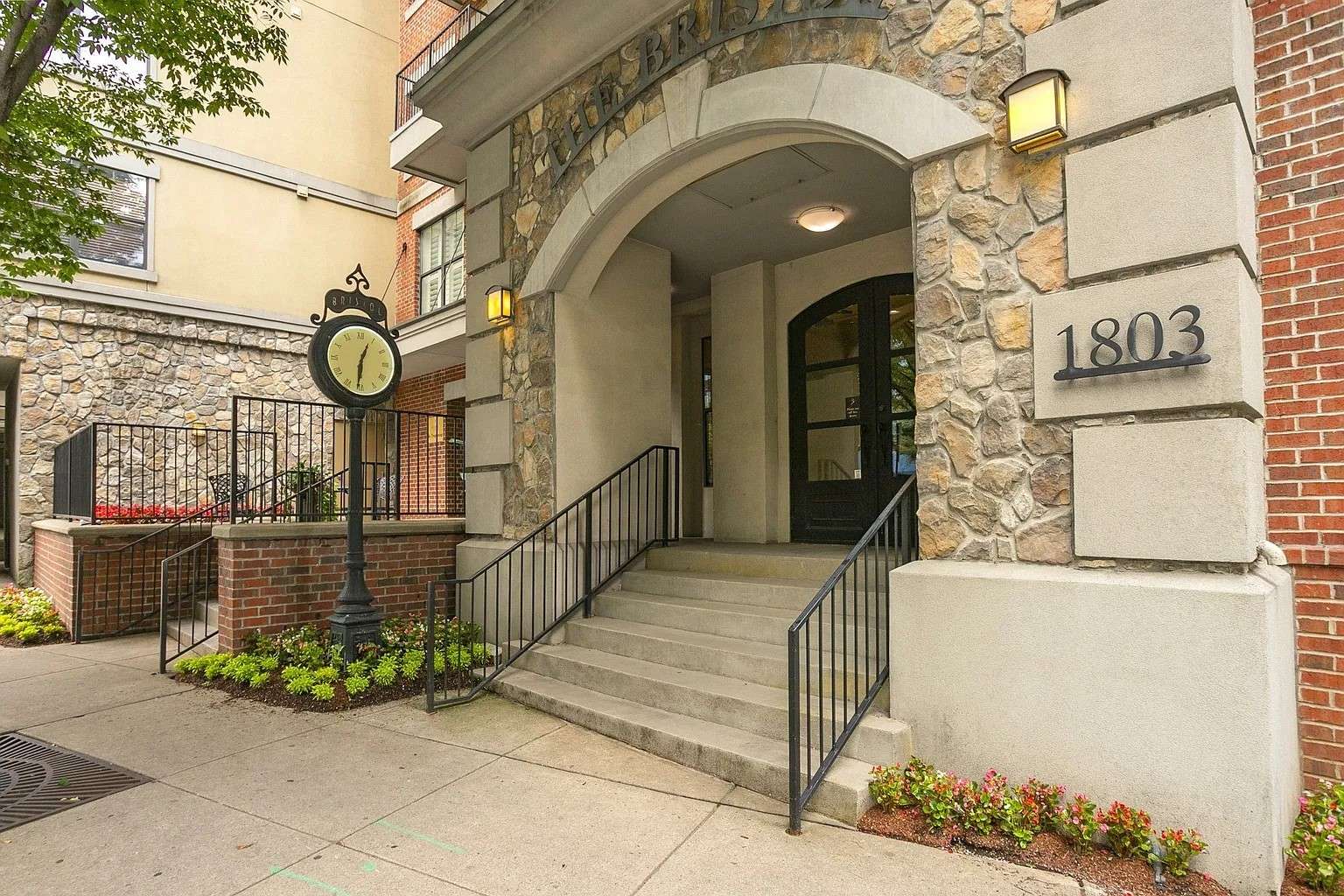 1803 Broadway #121, Nashville, TN 37203