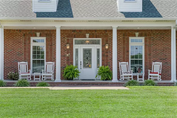 Clarksville, TN 37043,870 Oak Plains Rd