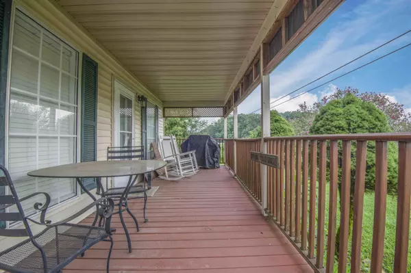 Crossville, TN 38572,11981 Highway 127 #S