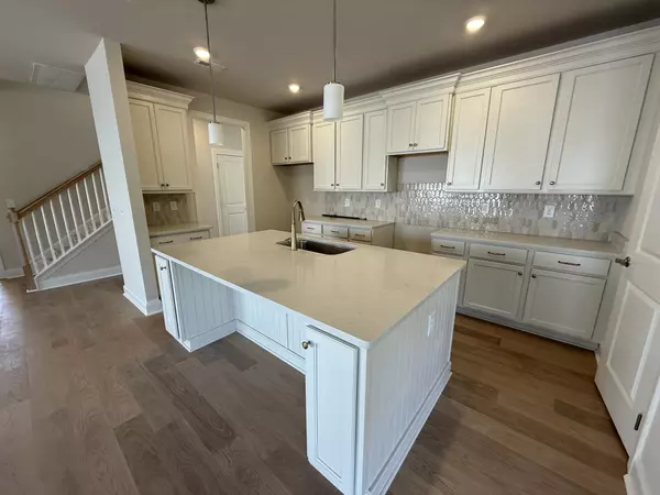 Fairview, TN 37062,7319 Dutch River Circle