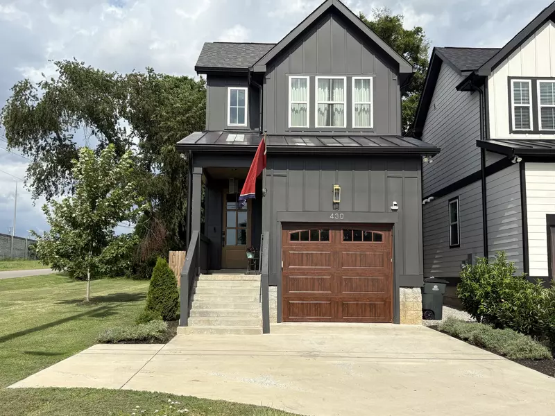 430 E Bend Dr, Nashville, TN 37209