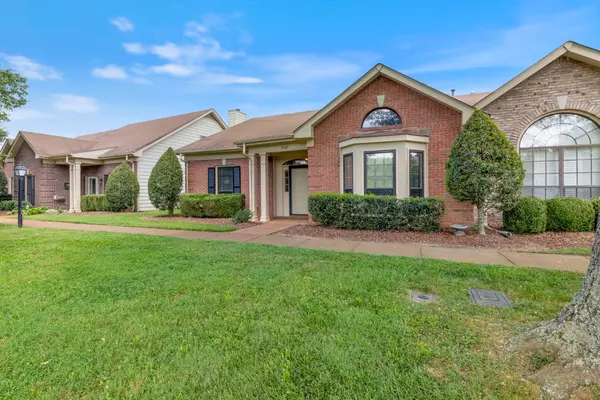 Nashville, TN 37221,8567 Sawyer Brown Rd