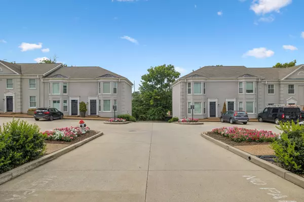 Nashville, TN 37215,3429 Golf Club Ln