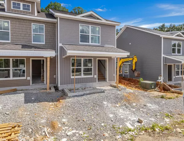 Clarksville, TN 37043,137 Quarry Point Dr #C137