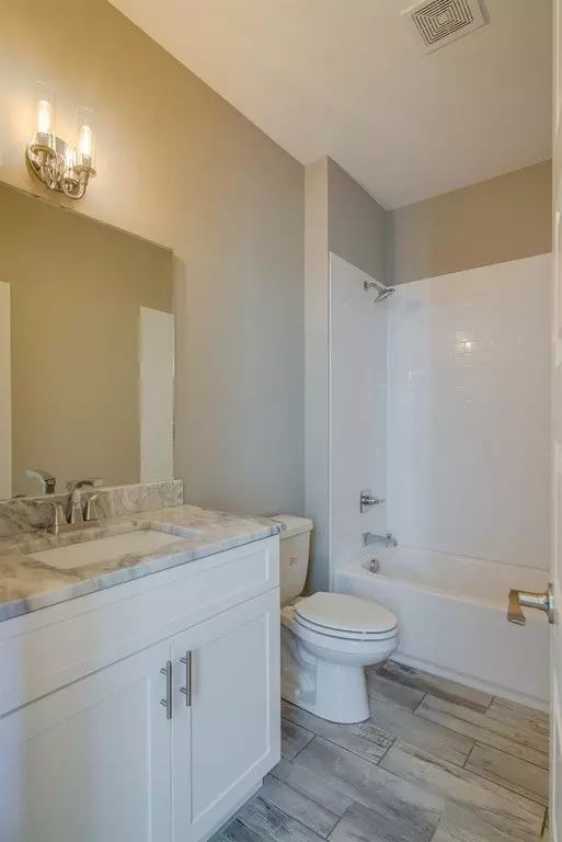 Nashville, TN 37216,1610B Northview Ave