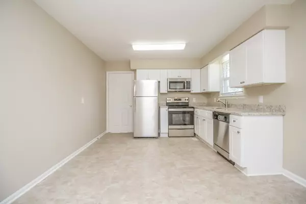 Smyrna, TN 37167,204 Lake Farm Rd