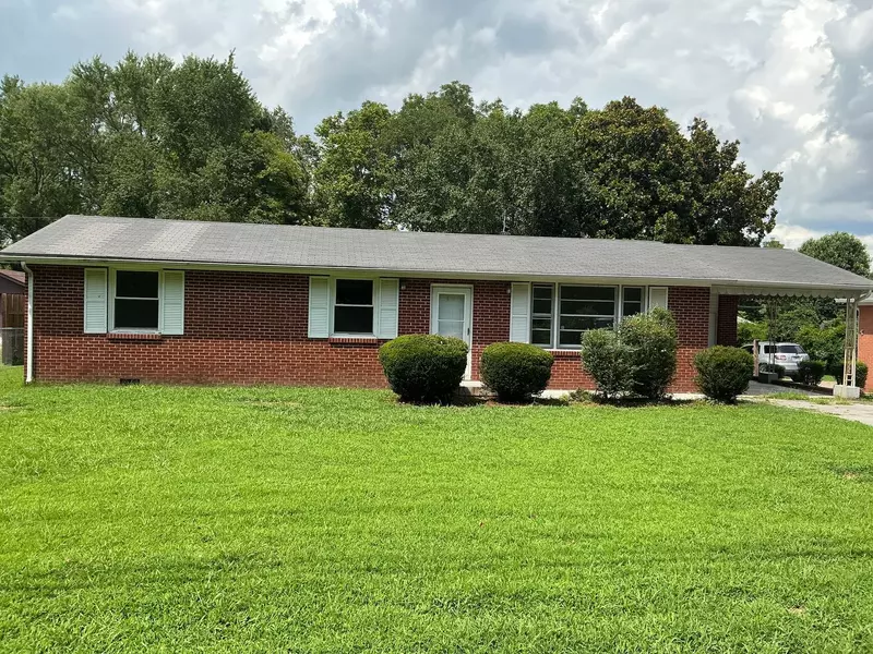 205 Old Trenton Rd, Clarksville, TN 37040