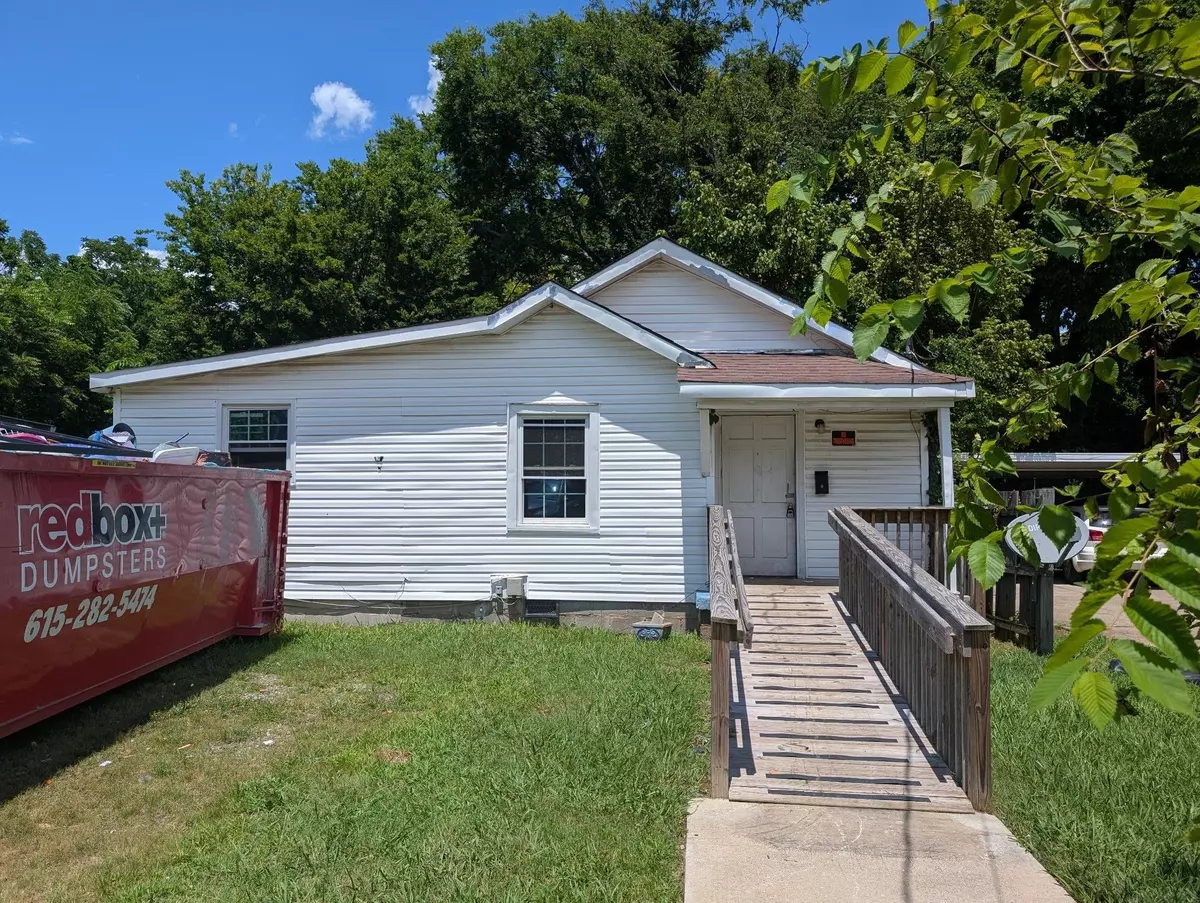 Lebanon, TN 37087,214 W Adams Ave
