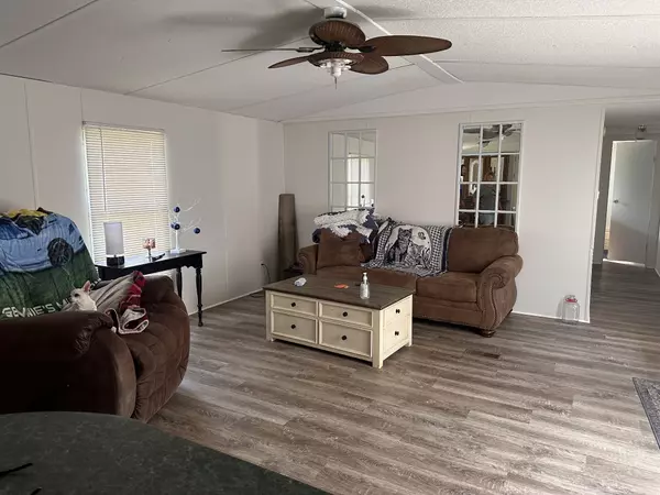 535 Davis St, Smithville, TN 37166