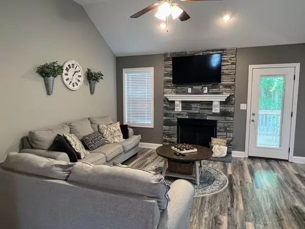 Clarksville, TN 37042,1888 Rains Rd