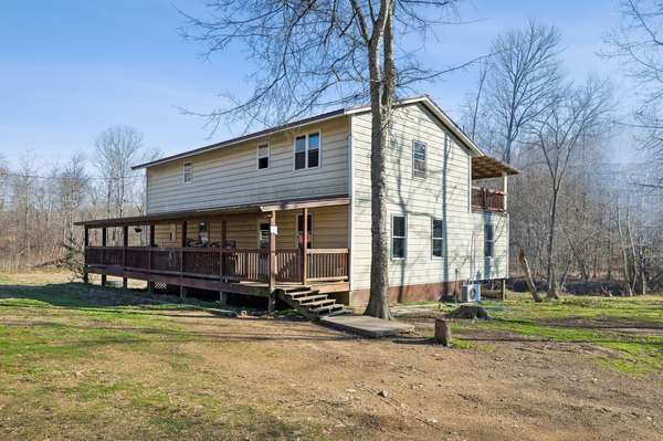 1208 Little Spring Creek Rd, Linden, TN 37096
