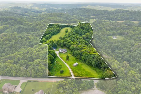 Columbia, TN 38401,1401 Theta Pike