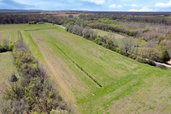 Winchester, TN 37398,0 Haddon Lane