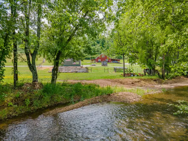 Lynnville, TN 38472,14035 Campbellsville Rd