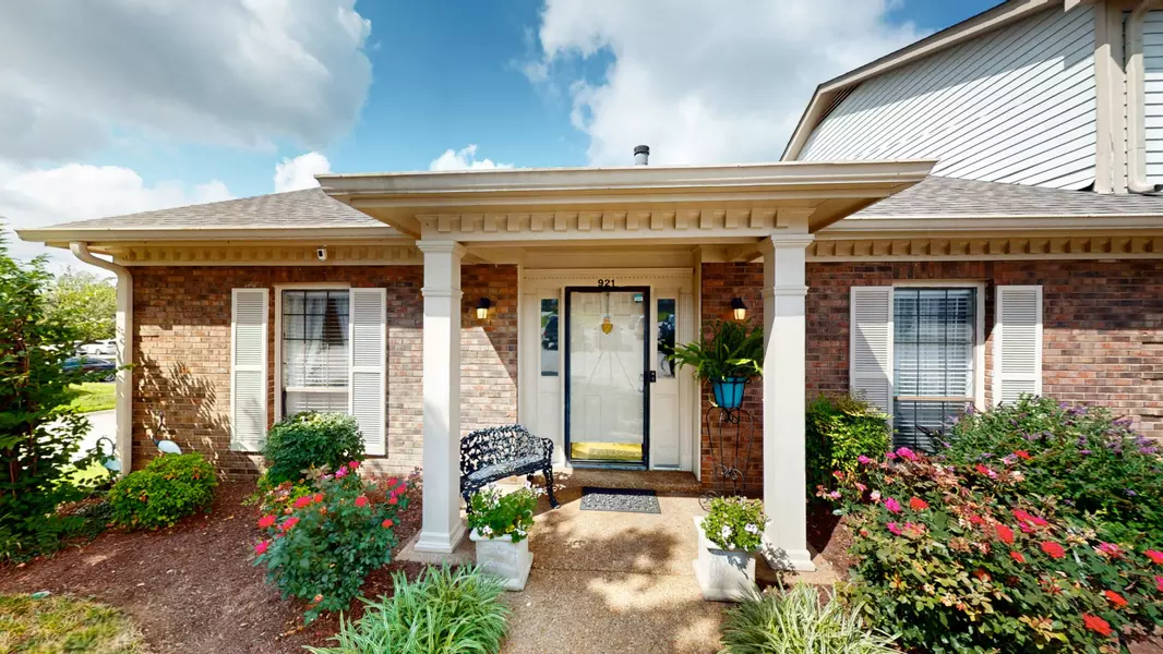 921 Brentwood Pt, Brentwood, TN 37027
