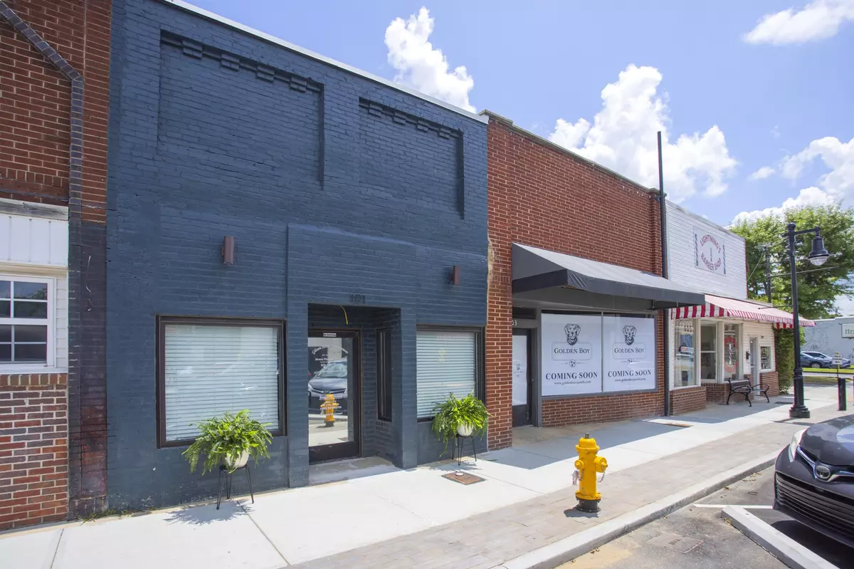 Mount Pleasant, TN 38474,101 S Main St #S
