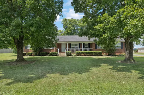 407 Mockingbird Dr, Mount Pleasant, TN 38474