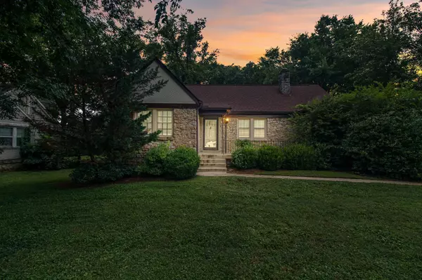 Nashville, TN 37215,1005 Estes Rd