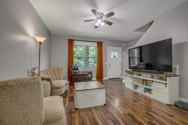 White Bluff, TN 37187,1116 Taylor Town Rd