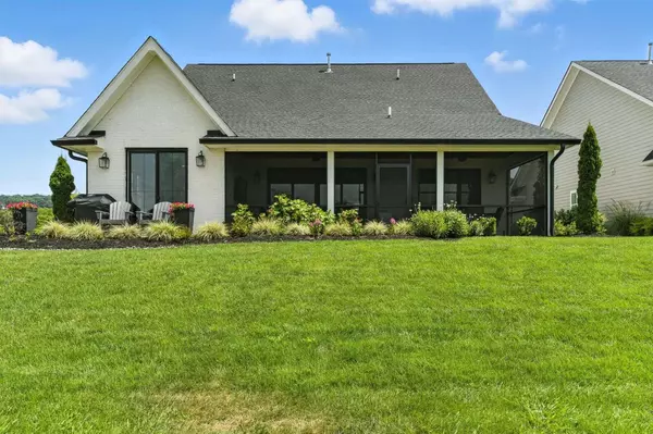 Loudon, TN 37774,3498 Old Club Rd