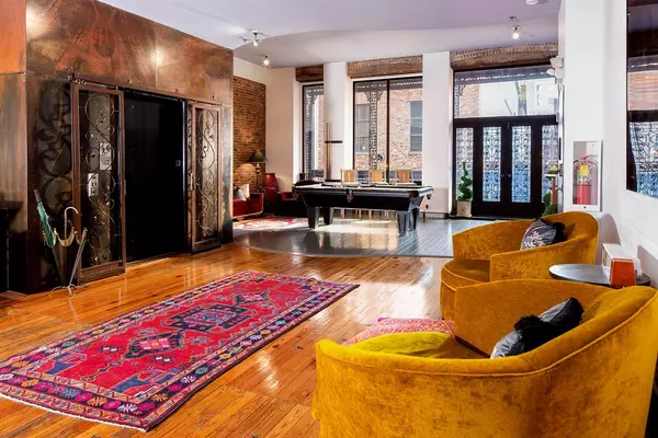 Nashville, TN 37201,211 Printers Aly #300