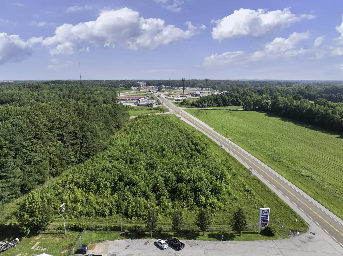 Holladay, TN 38341,0 Spence Store Loop