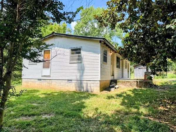 Rock Island, TN 38581,1305 McGiboney Rd