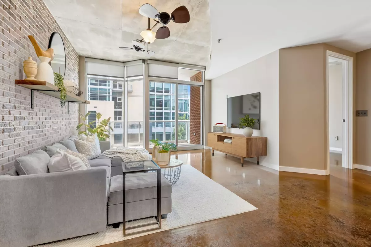 Nashville, TN 37203,600 12th Avenue S #524