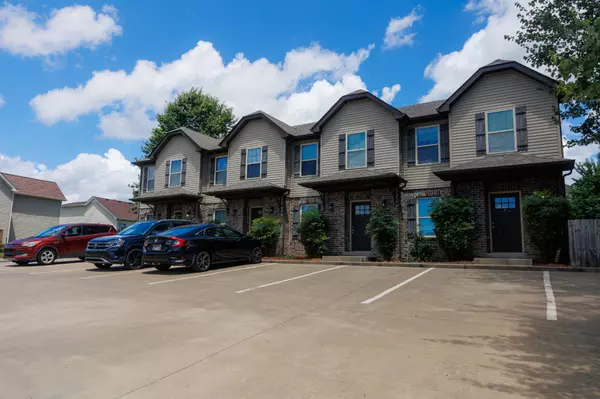 Clarksville, TN 37040,1775 Spring Water Dr